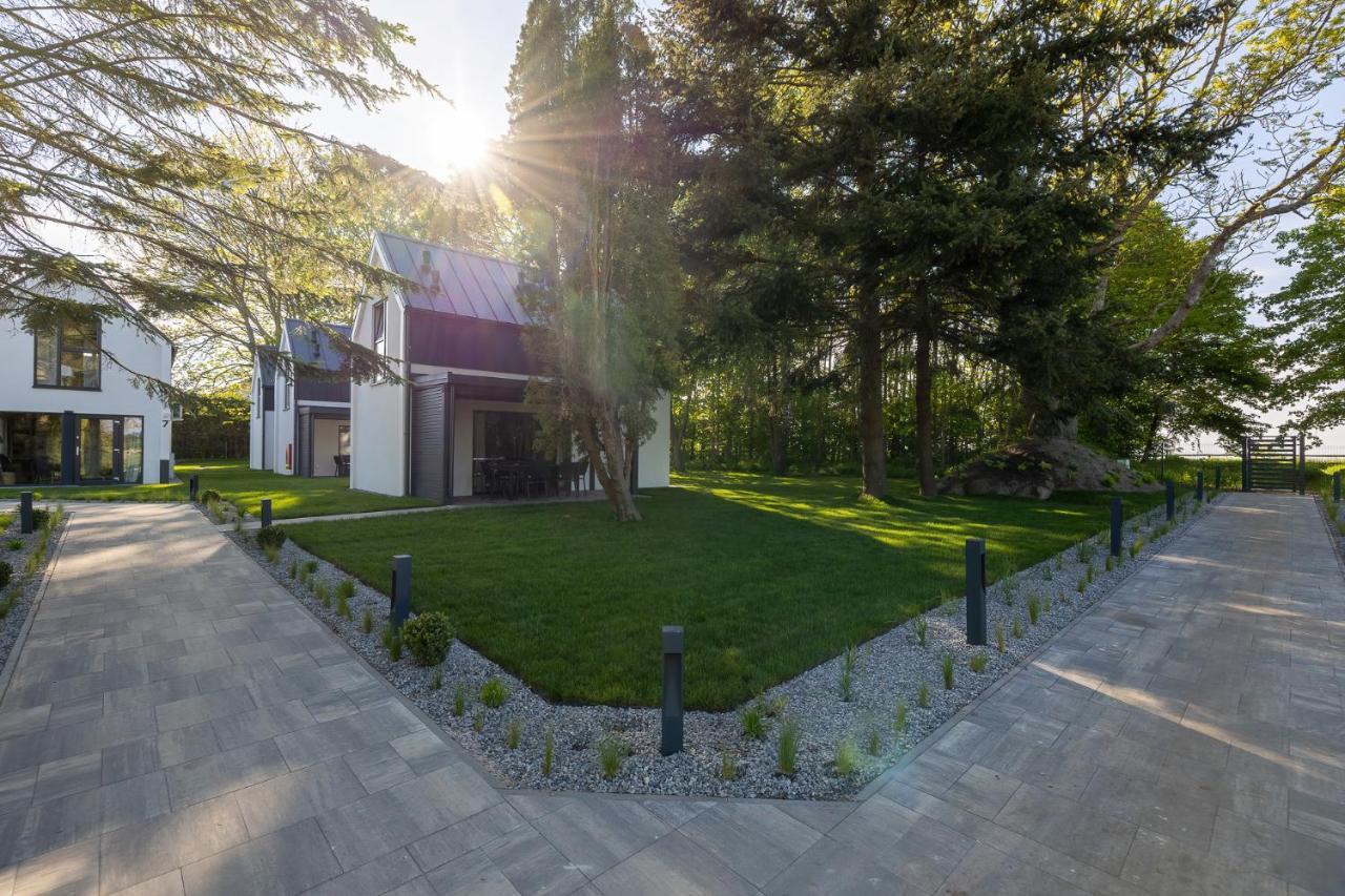 Domki Villa Hoff Resort Trzęsacz Exterior foto